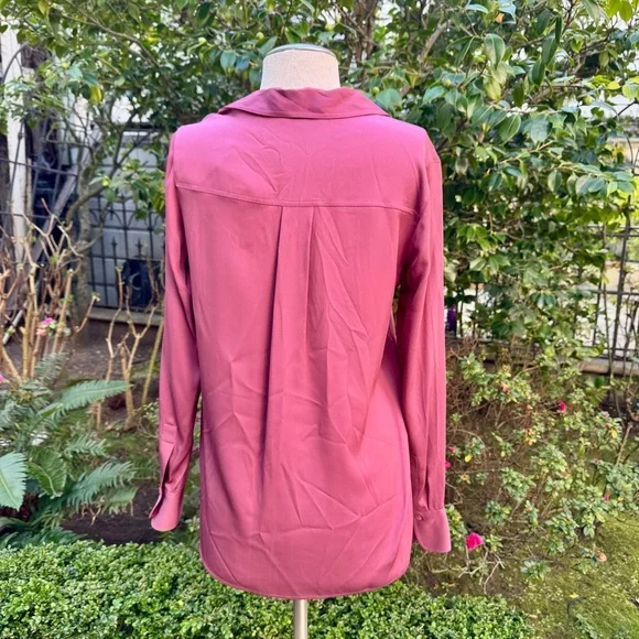 Vince Slim Fit Stretch Silk Blouse Teaberry Sz XS